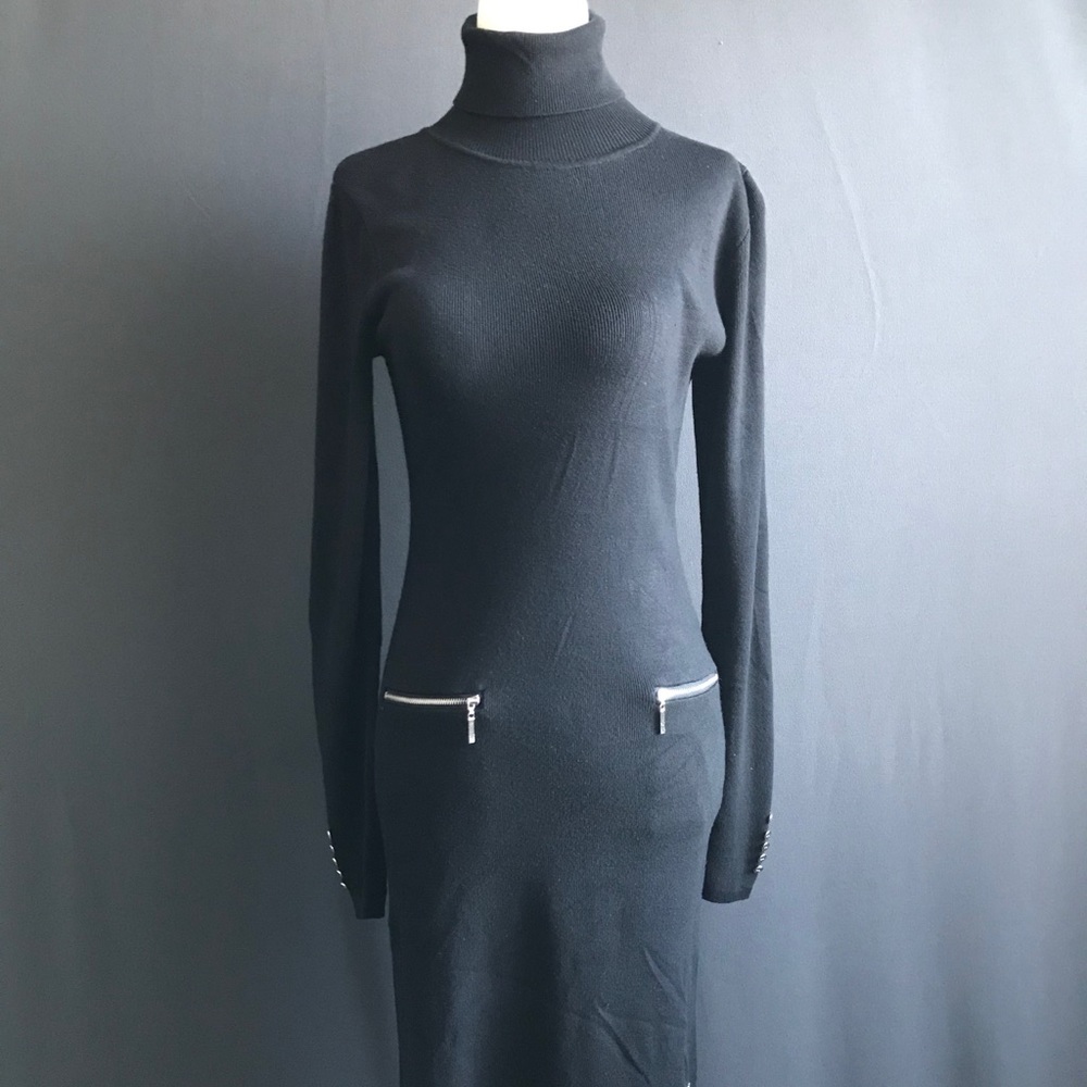 NWOT Smashed Lemon turtleneck fitted dress